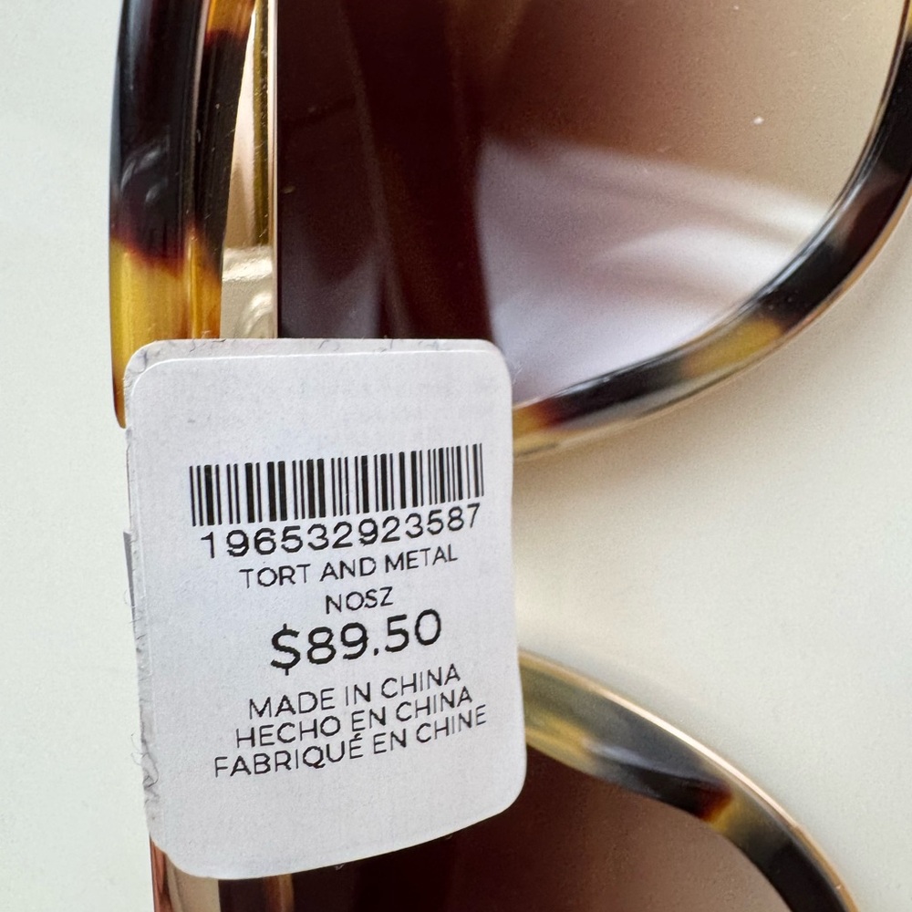 Chico's Brown Oversized Sunglasses with Tortoiseshell Pattern - Picture 16 of 16